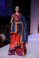 Model walk the ramp for Shruti Sancheti show at LFW 2013 Day 4 in Grand Haytt, Mumbai on 26th Aug 2013 (251).JPG